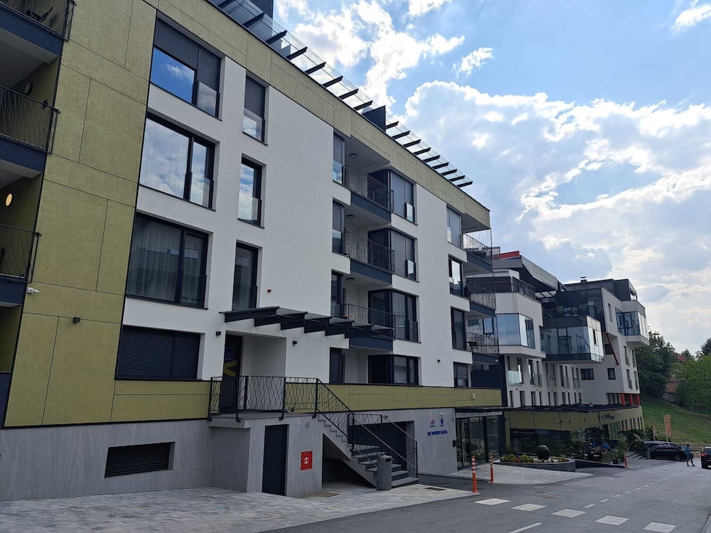Aparthotel Centar Sarajevo 55/57