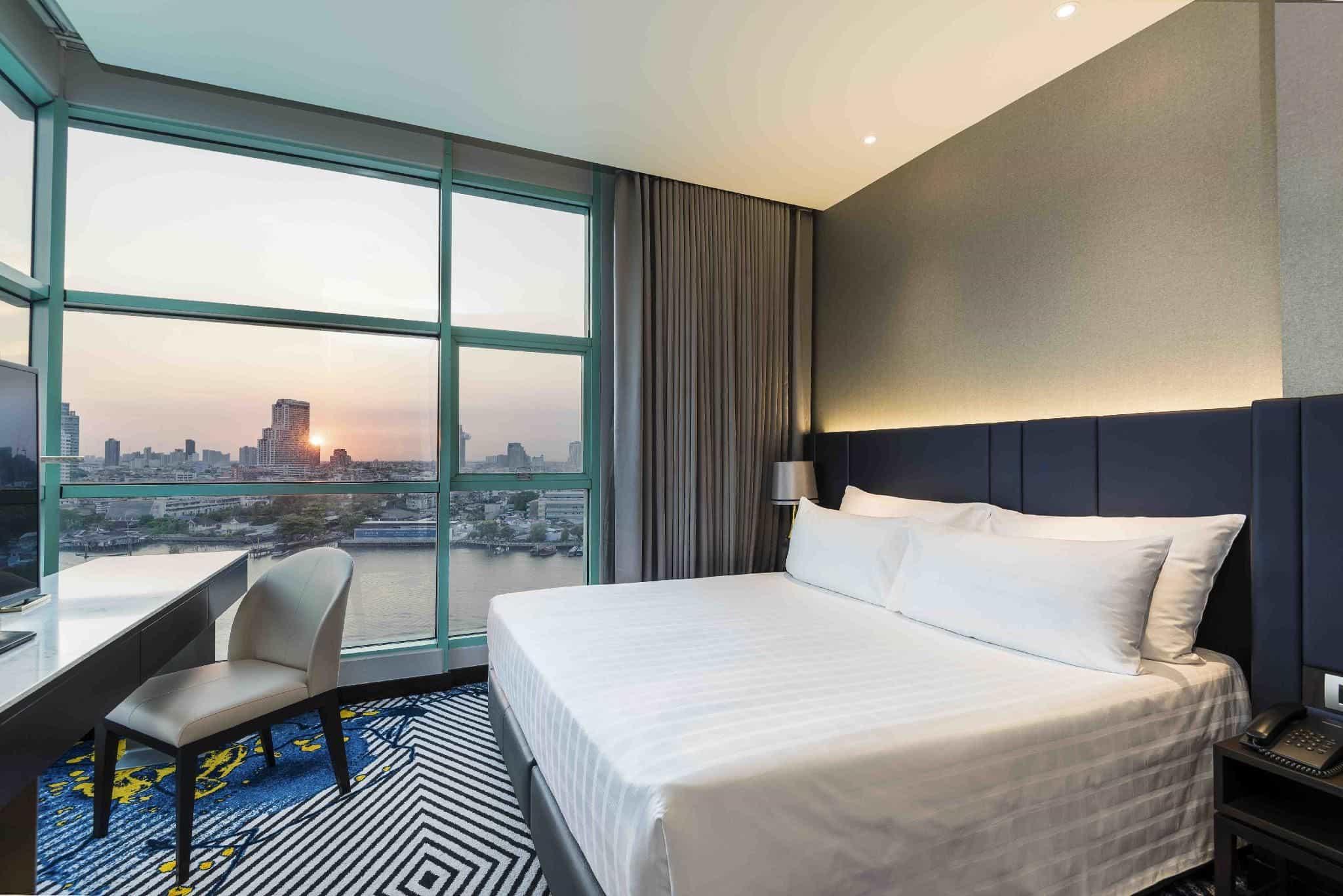 ONE BEDROOM SUITE RIVER VIEW