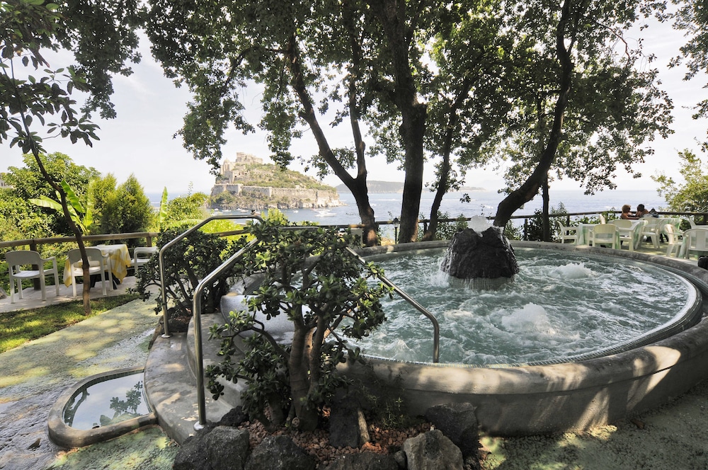 Giardino Delle Ninfe E La Fenice 40/64