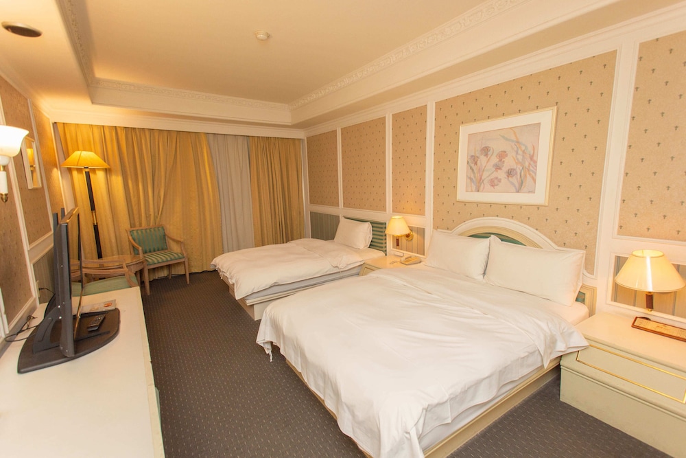 Ardi Hotel 13/45
