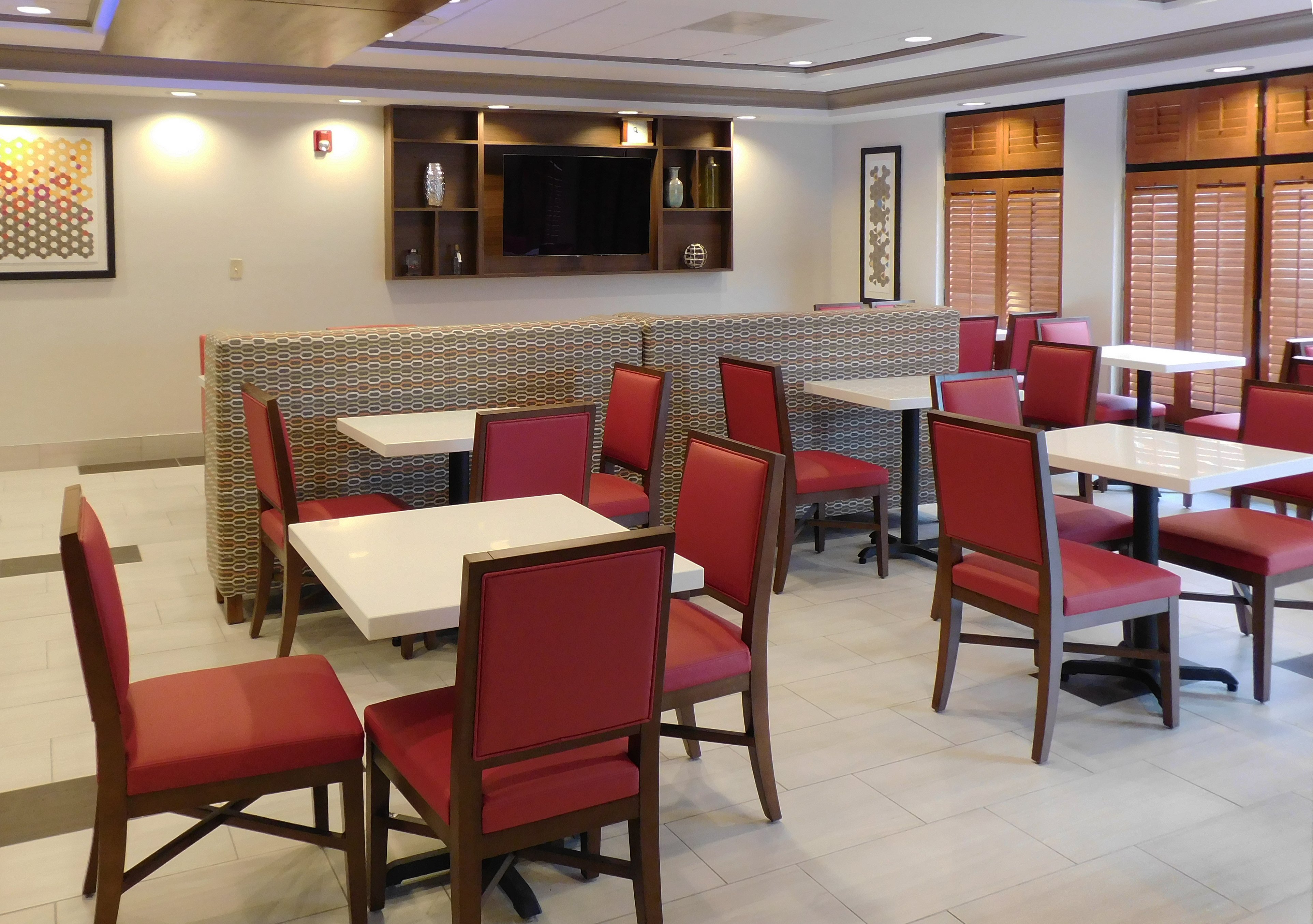 Holiday Inn Express Coventry S West Warwick Area 14/18