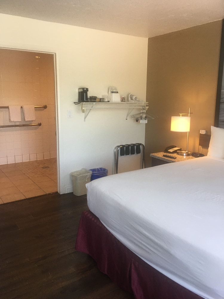 Kings Inn Anaheim 17/62