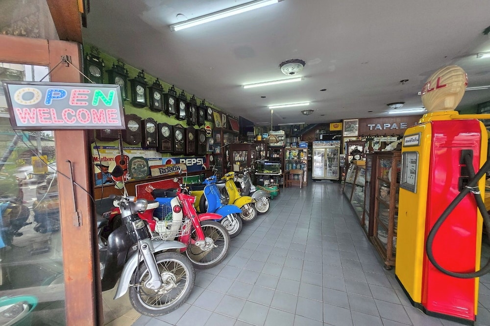 Tapae Inn Hotel 35/44
