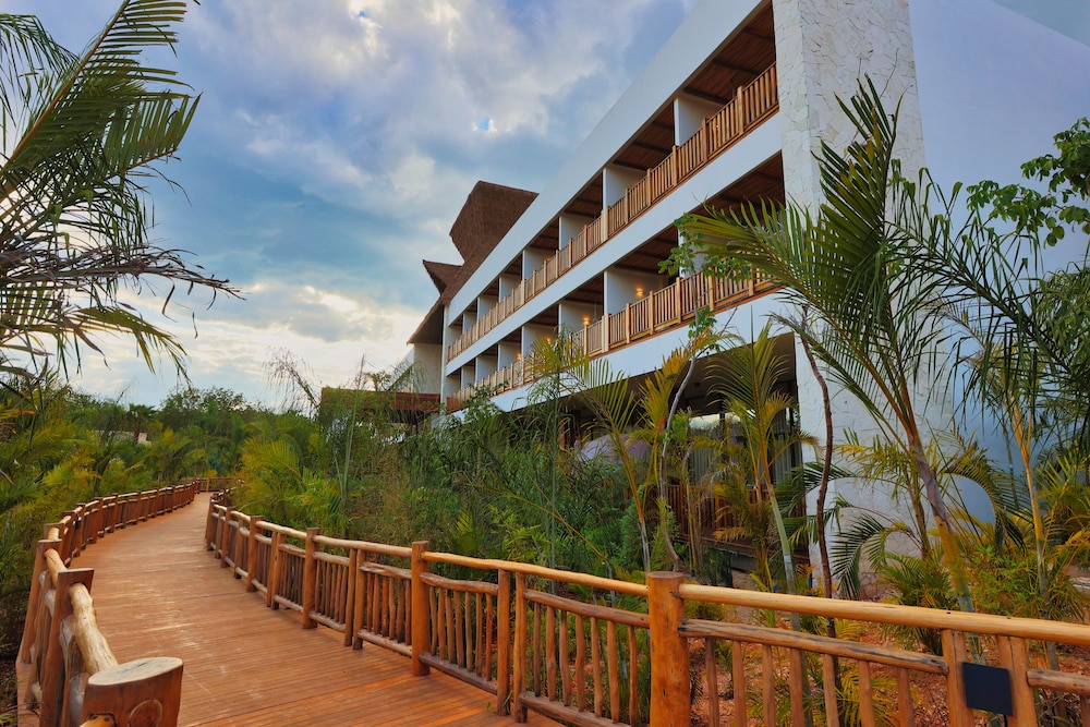 Hotel Mundo Maya Nuevo Uxmal photo3