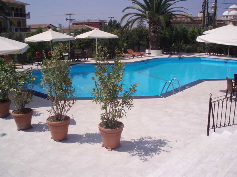 Merope Hotel 14/15