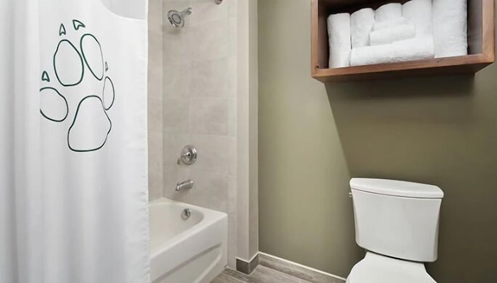 Park, Water, Suite, 2 Queen Beds