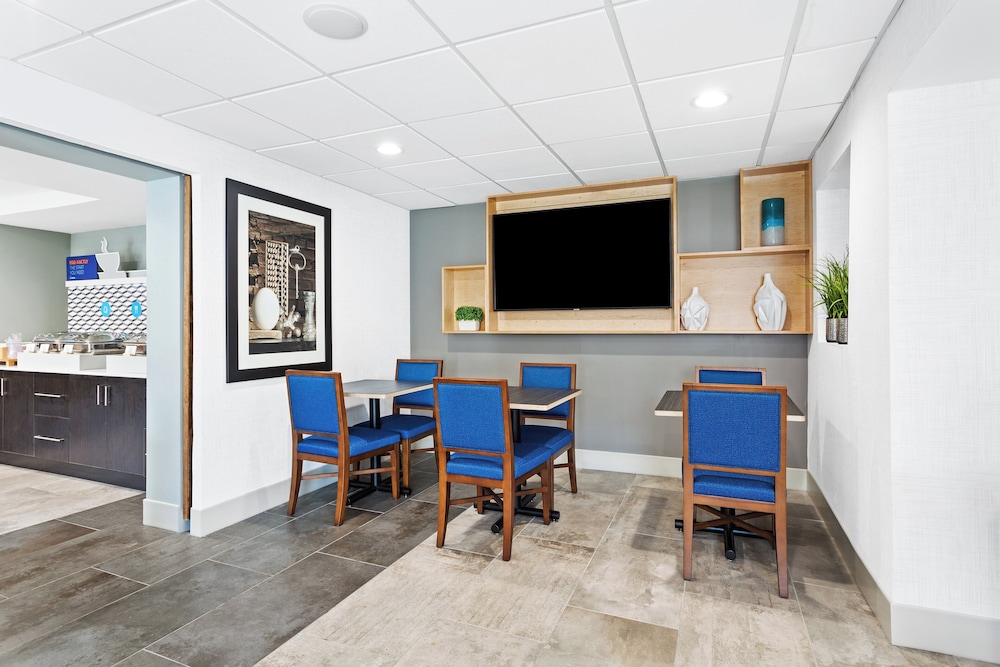 Holiday Inn Express Hopewell - Fort Lee Area, an IHG Hotel 31/40