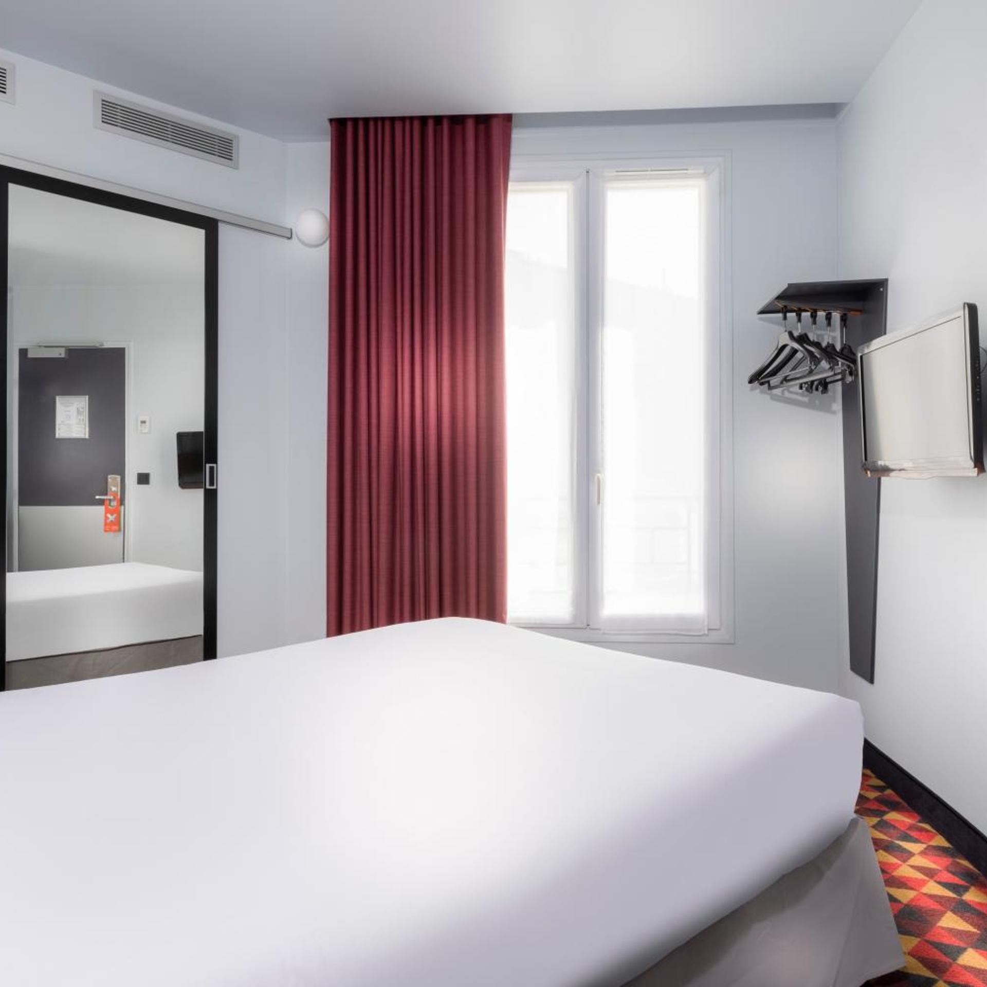 Courtyard, Comfort, Double Bed
