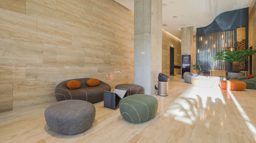 KYND HOTEL 36/50