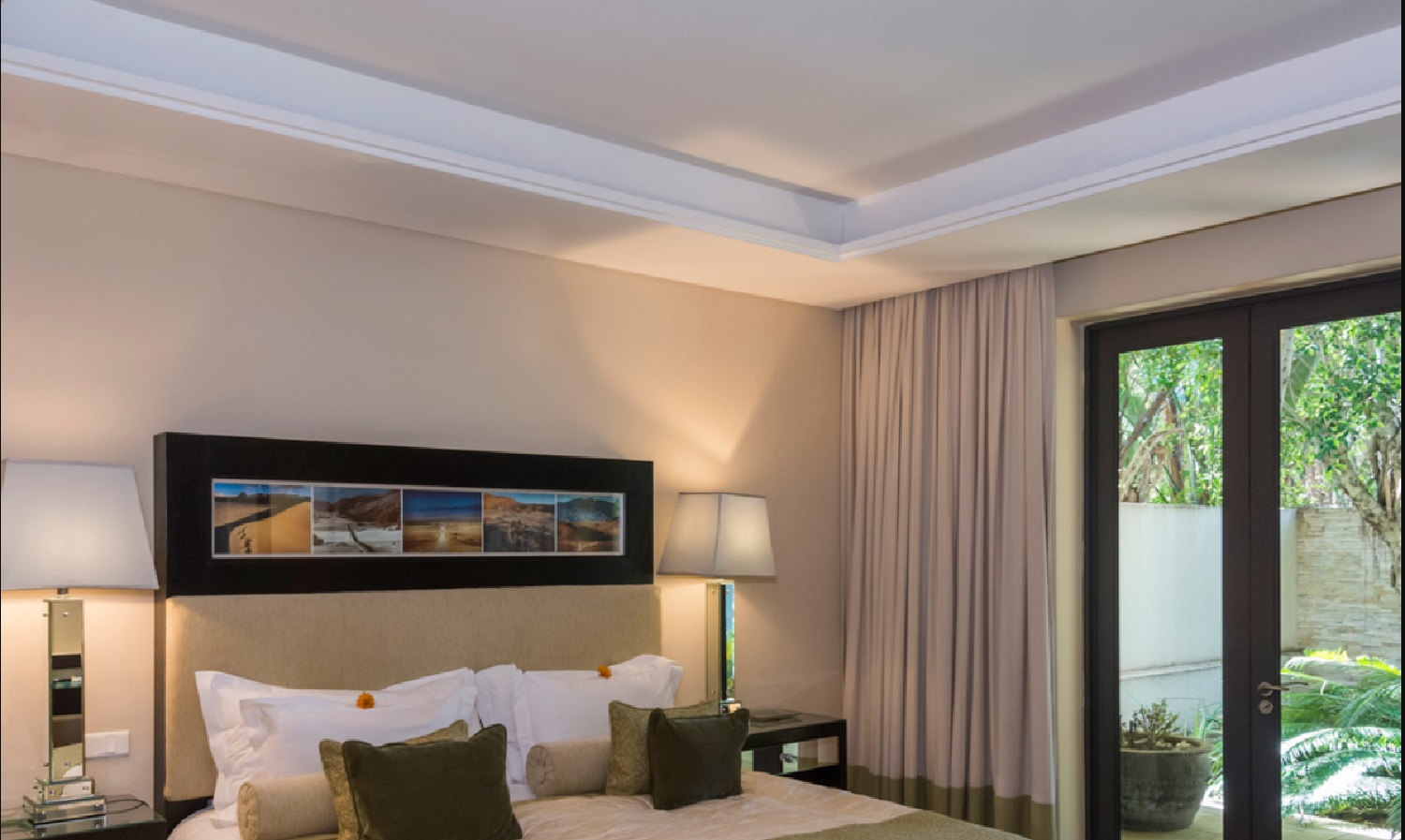 Luxury, Suite
