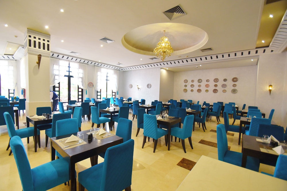 Palm Plaza Hotel And Spa 56/72