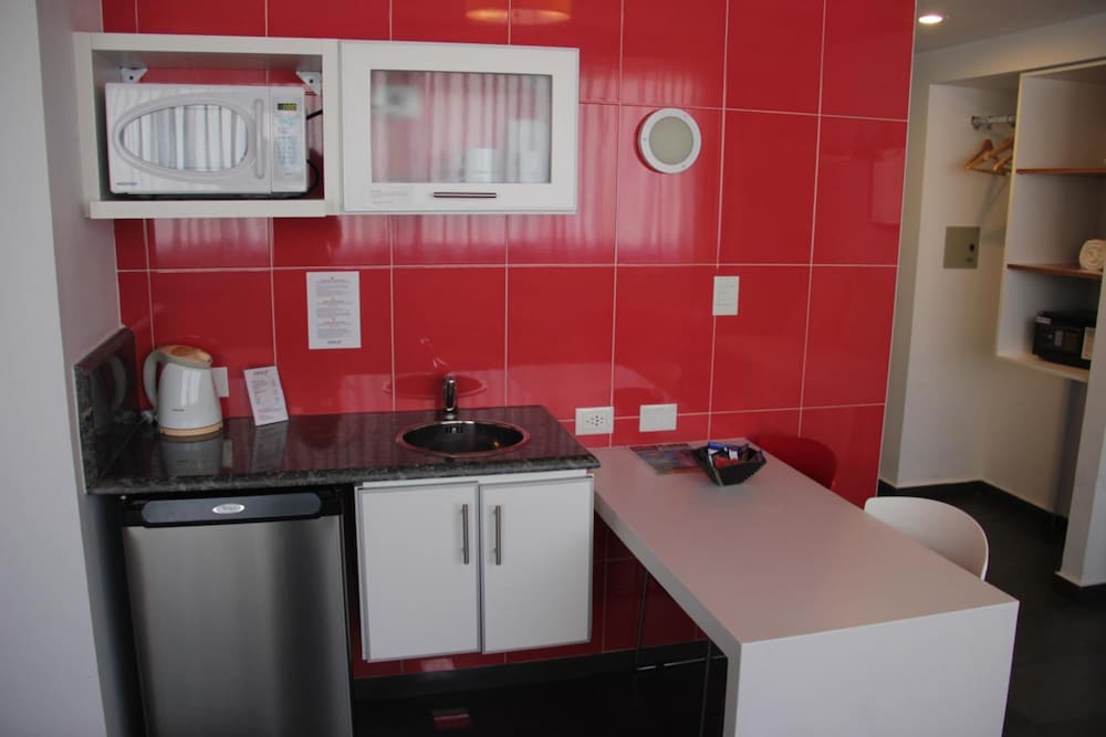 ROBERTA ROSA DE FONTANA SUITES 41/41