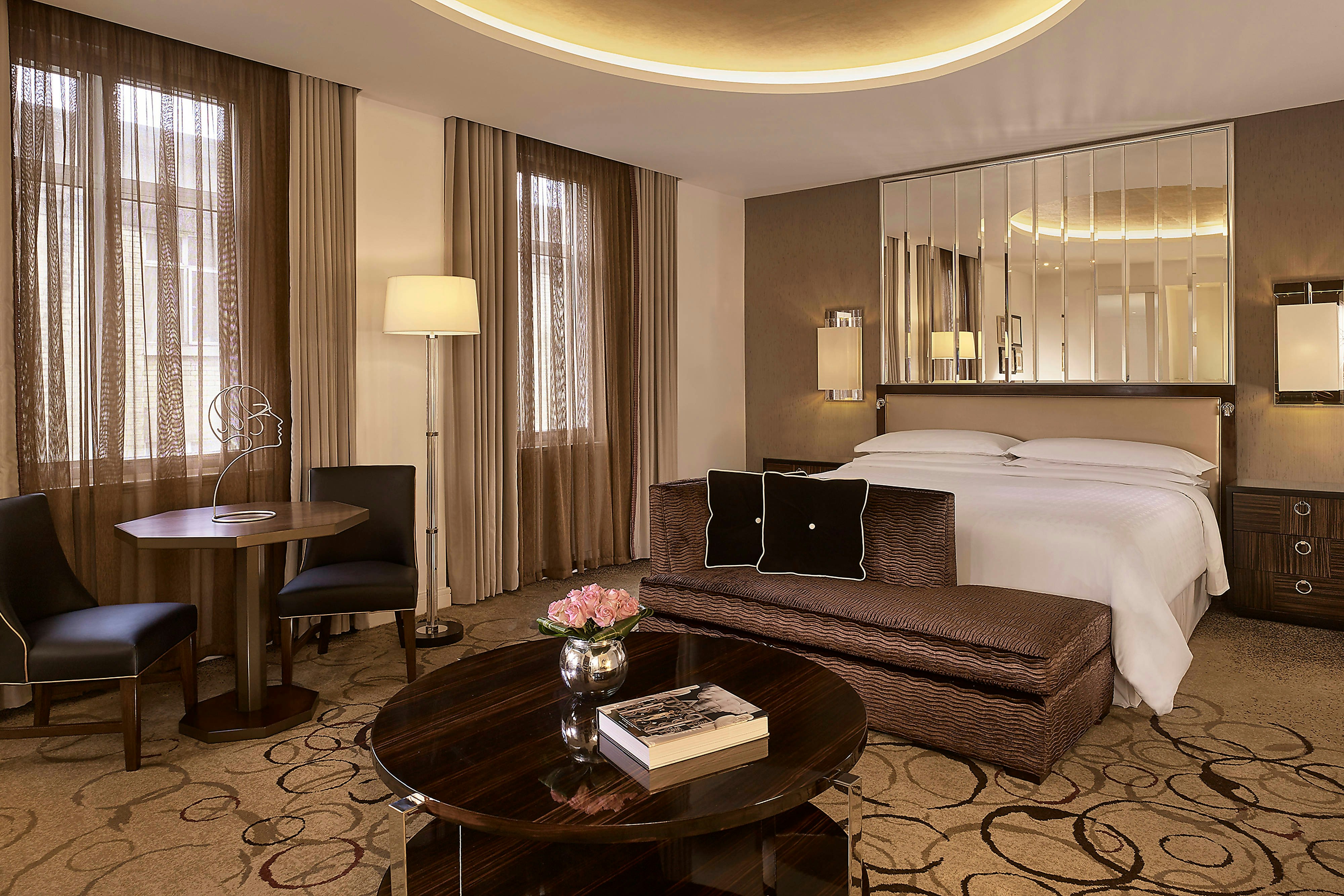 SHERATON GRAND LONDON PARK LANE 19/46