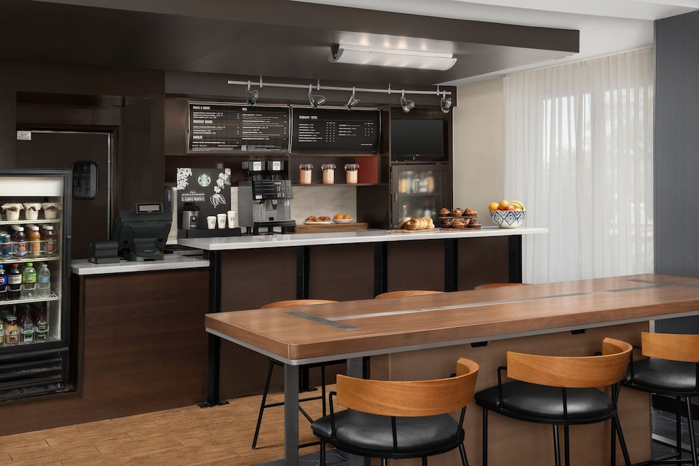 Courtyard By Marriott Dothan 30/46