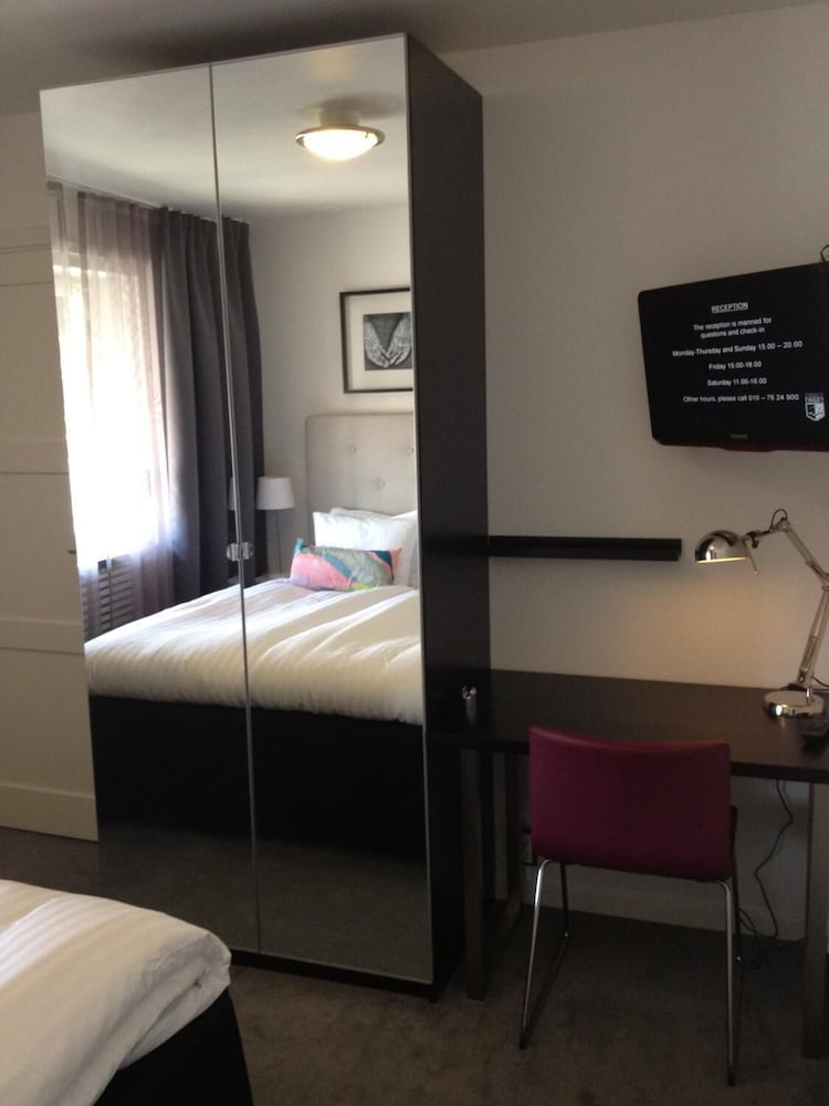 Hotell Tinget 9/24