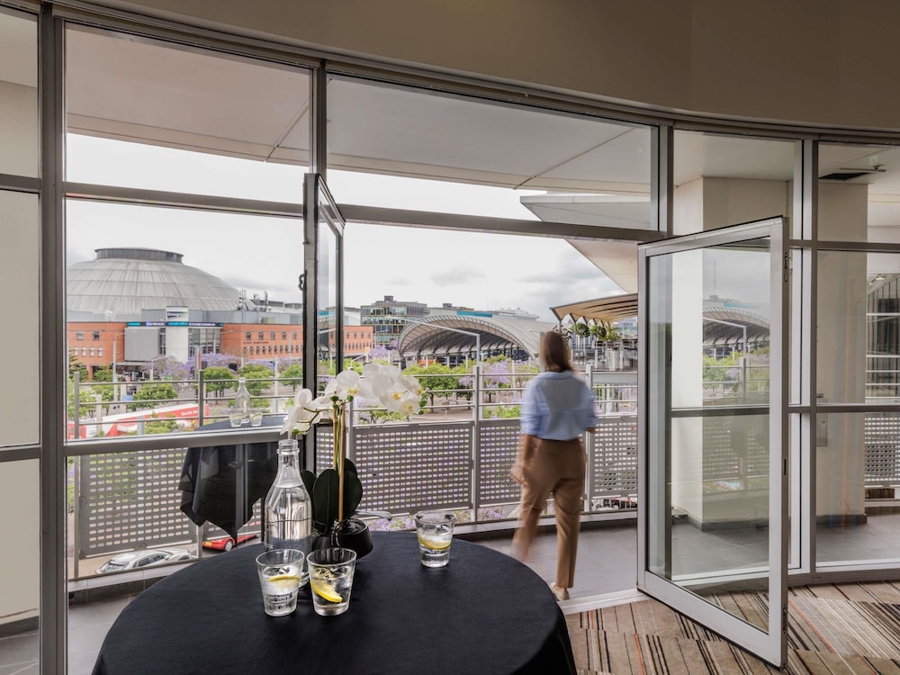 Novotel Sydney Olympic Park 24/48