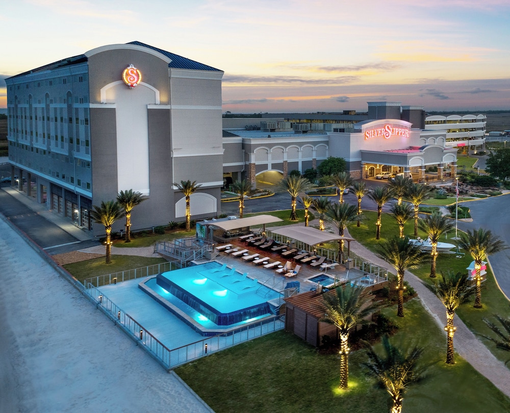 Silver Slipper Casino Hotel 2/62