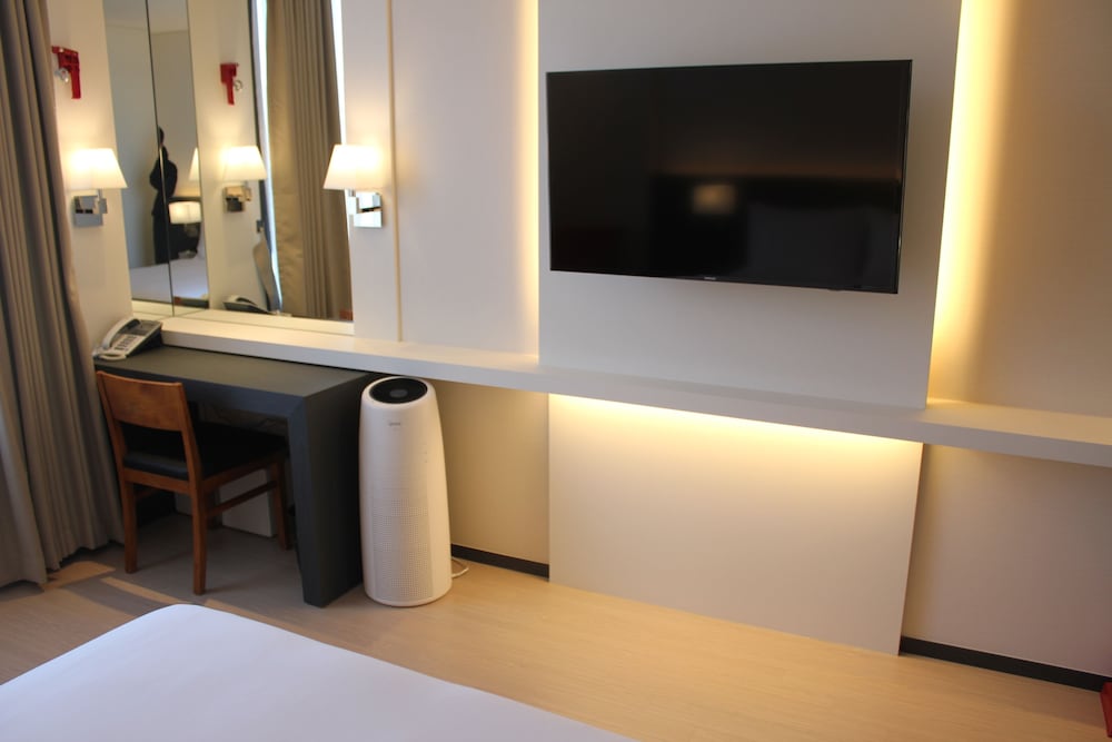 Artnouveau Suite Hotel 6/48