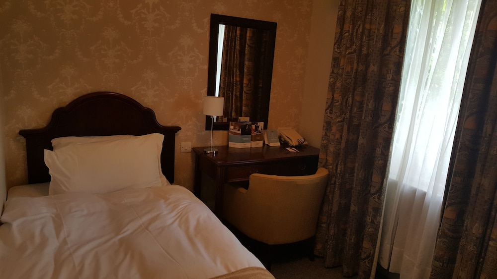 Mercure Salisbury White Hart Hotel 13/71