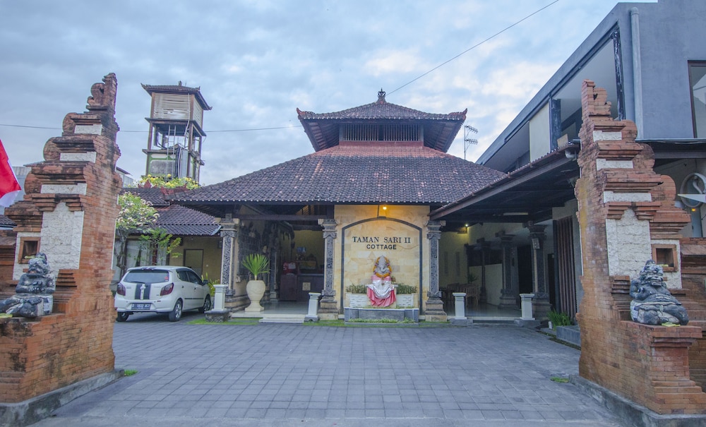 Taman Sari Cottages 2 4/49