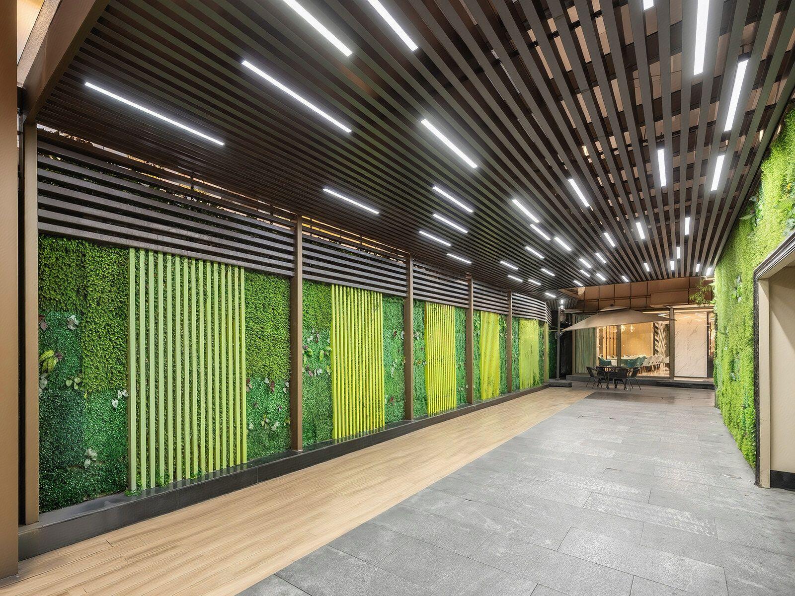 Magnotel guiyang fountain commercial center subway station hotel 35/37