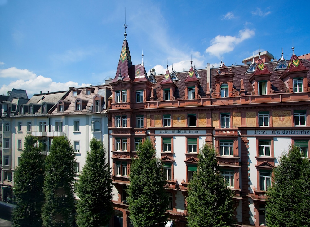 WALDSTAETTERHOF 3/72