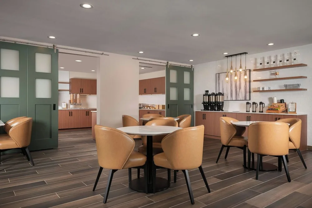 Residence Inn by Marriott Pearland 19/34