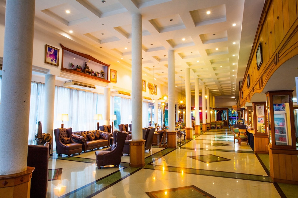 Nh Elegant Hotel 56/70