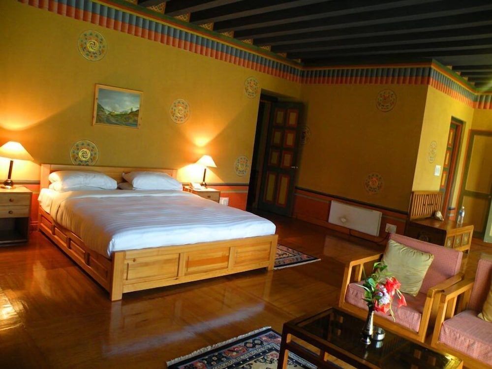 HOTEL OLATHANG 18/43