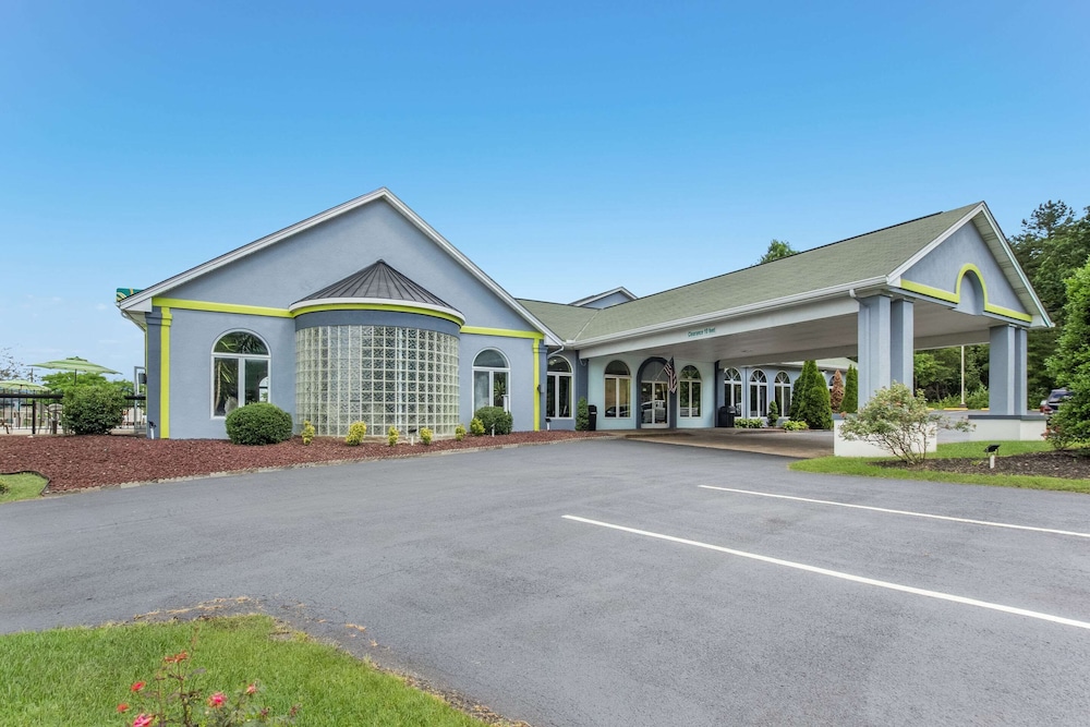 Quality Inn London North KY 3/44