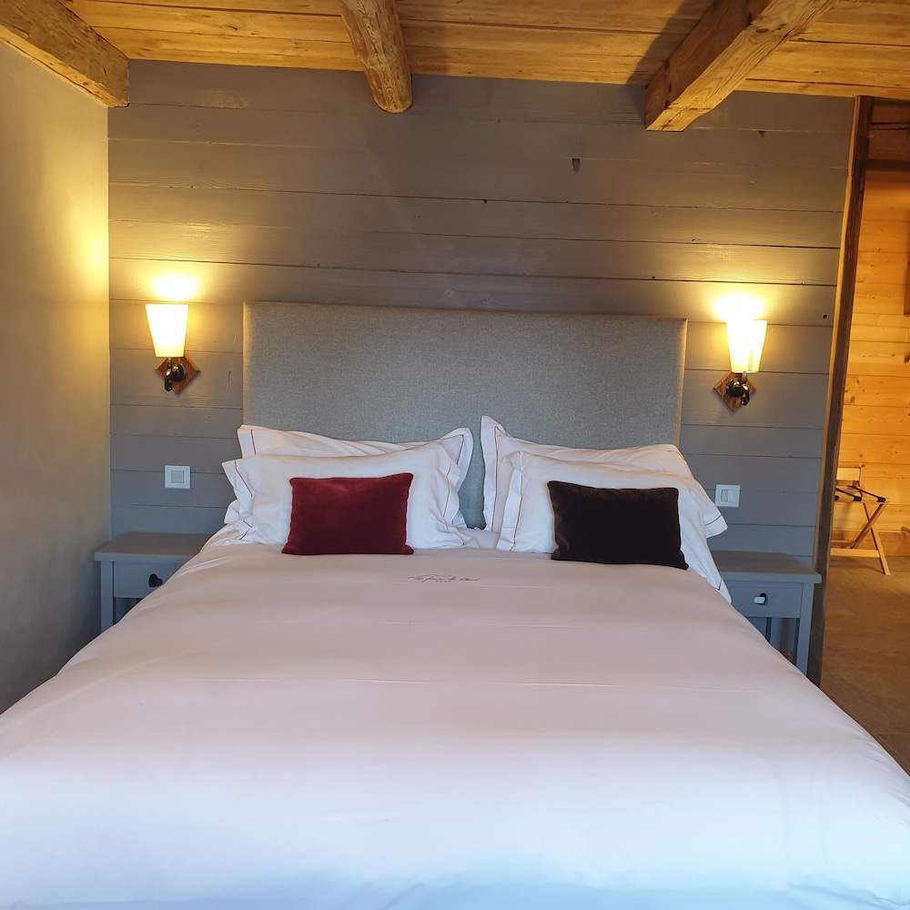 Chalet-Hotel La Ferme du Chozal, The Originals Relais (Hotel-Chalet de Tradition) 7/69