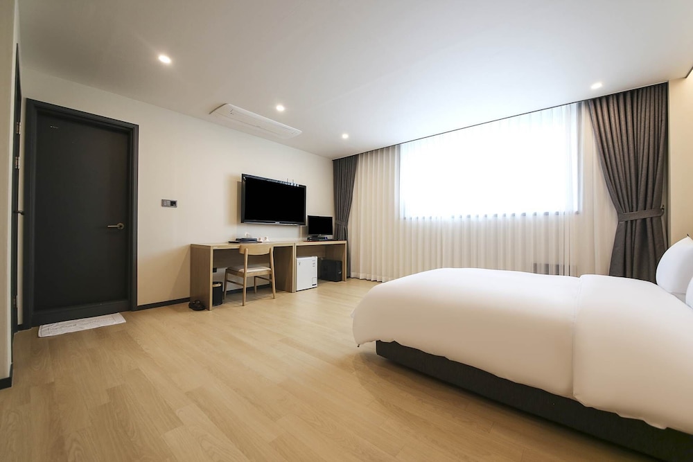 E Cheonan Hotel 14/50