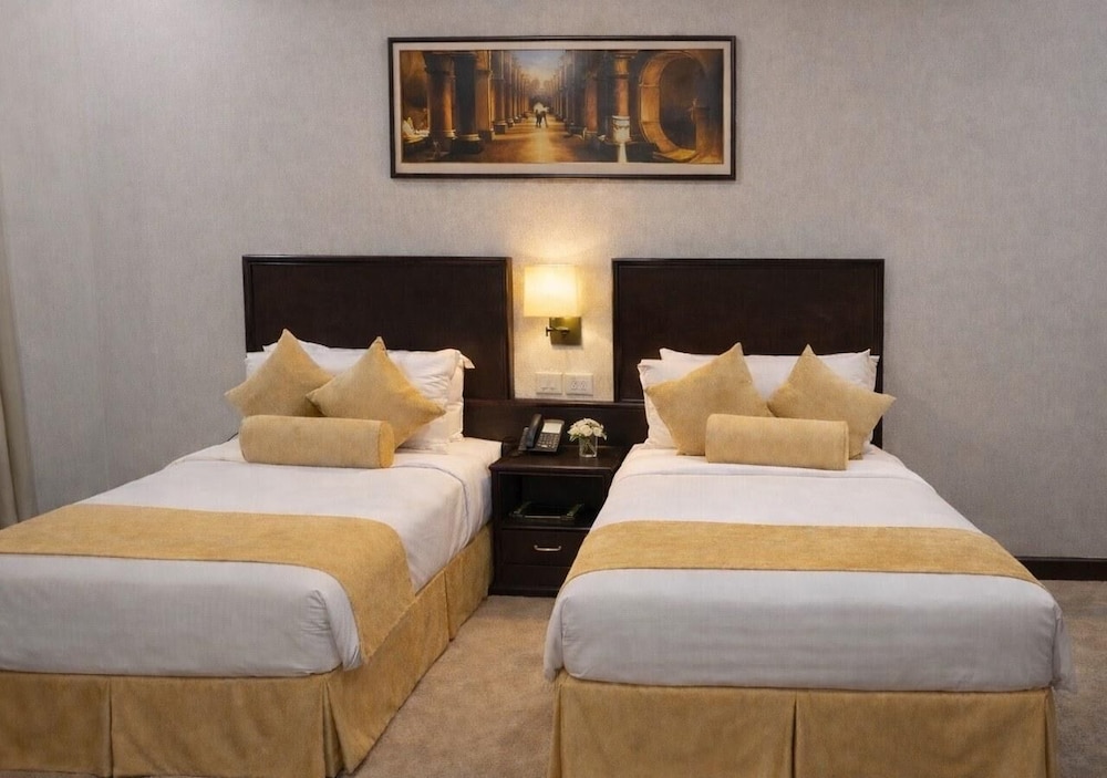 BASIC, TWIN BEDS