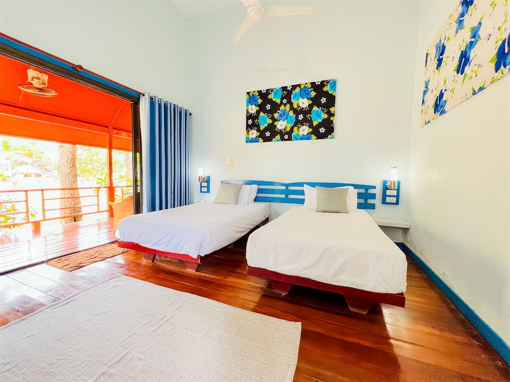 Cruiser Island Resort by Swiss-Belhotel 43/95