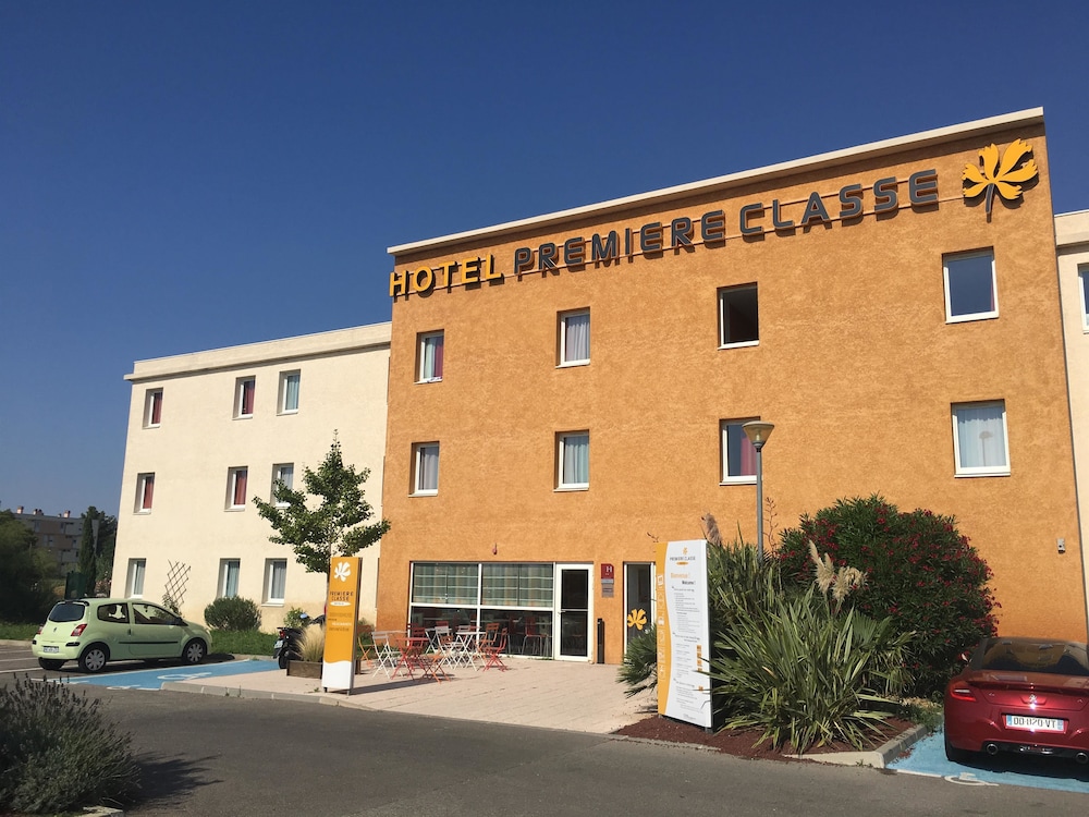 PREMIERE CLASSE ISTRES 3/41