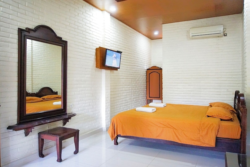 Arys Garden Hotel Yogyakarta 10/23