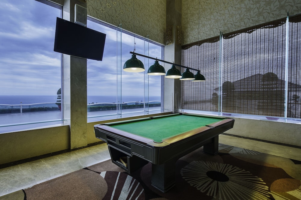 Sea Links Beach Villa 38/67