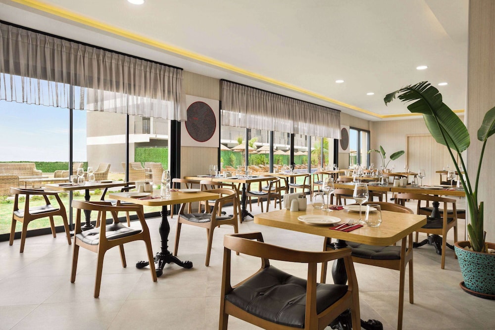 Ramada by Wyndham Cesme 54/67
