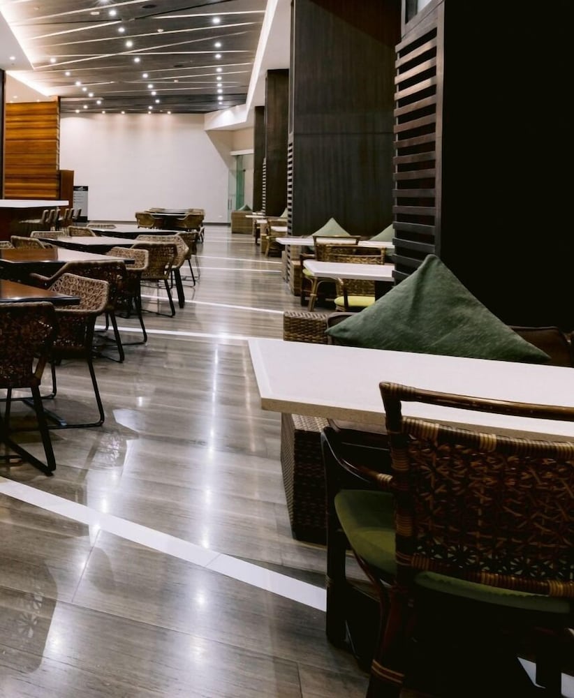 Arterra Hotel and Resort 36/50