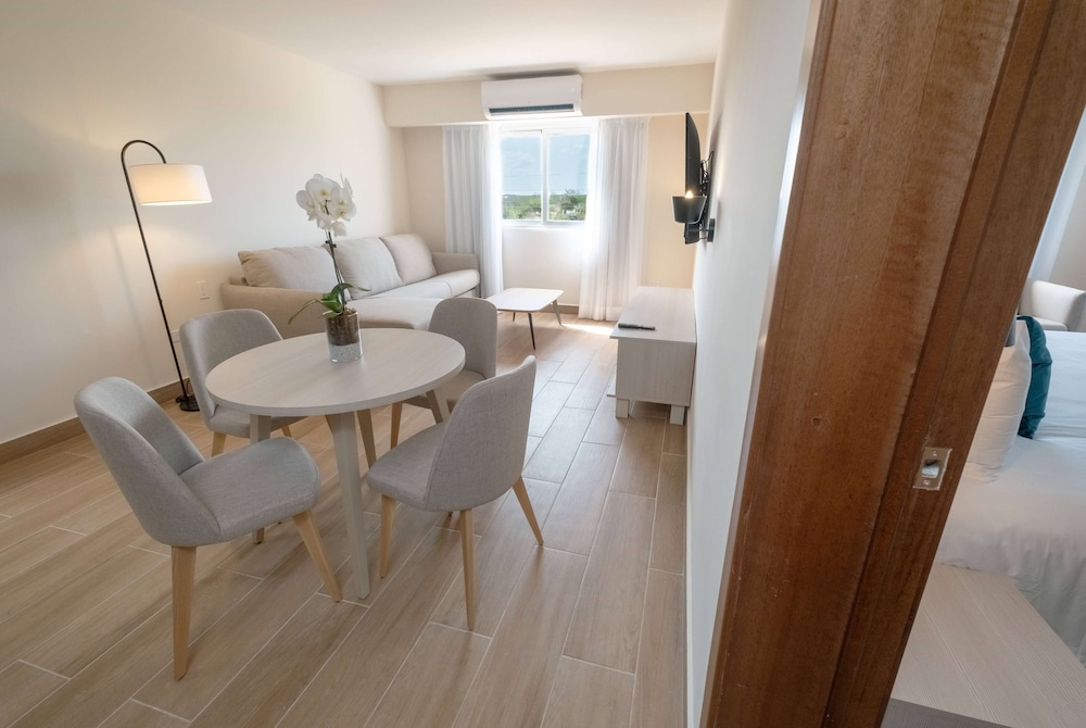 Wyndham Garden El Morro Montecristi 41/59