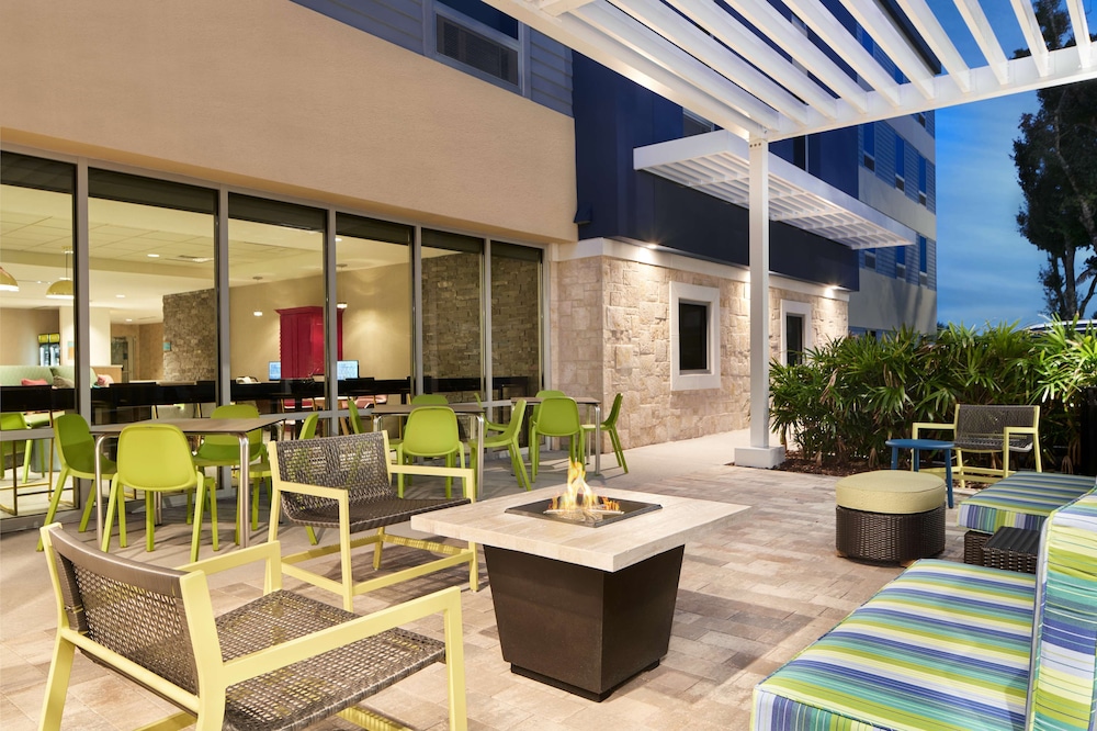 Home2 Suites by Hilton Palm Bay Melbourne I 95 11/40