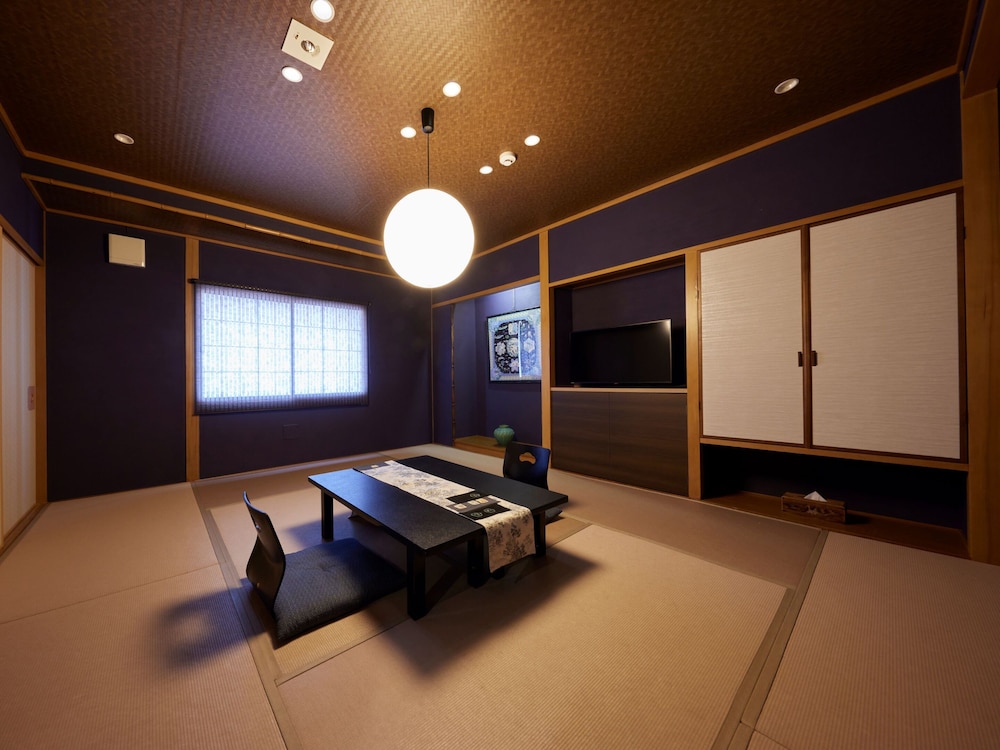 Gion Shinmonso 25/52