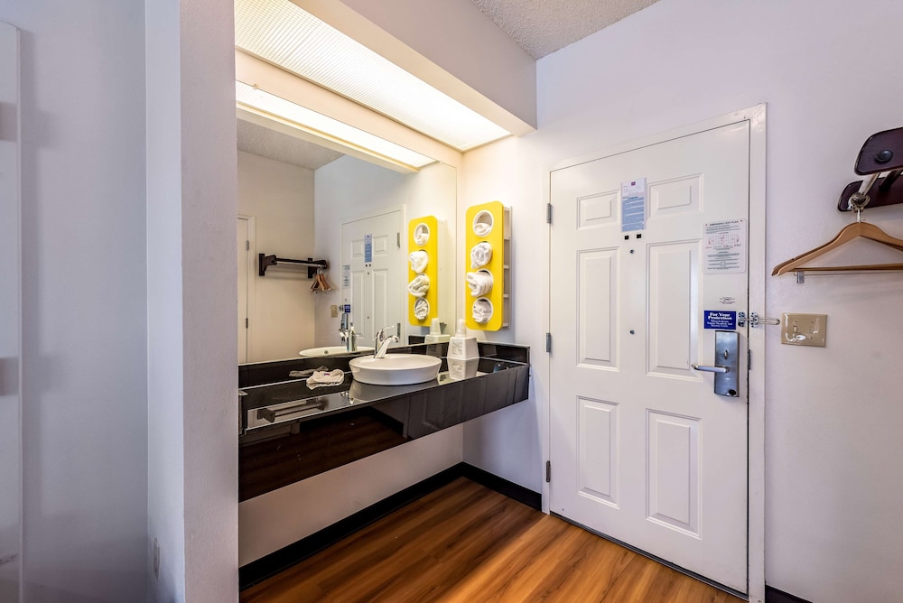 Motel6 Shreveport, LA 32/32