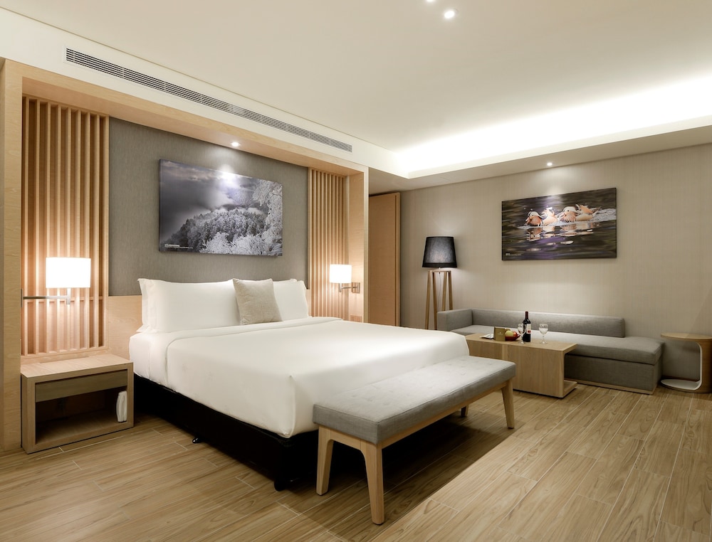 Cuncyue Hot Spring Resort 20/60
