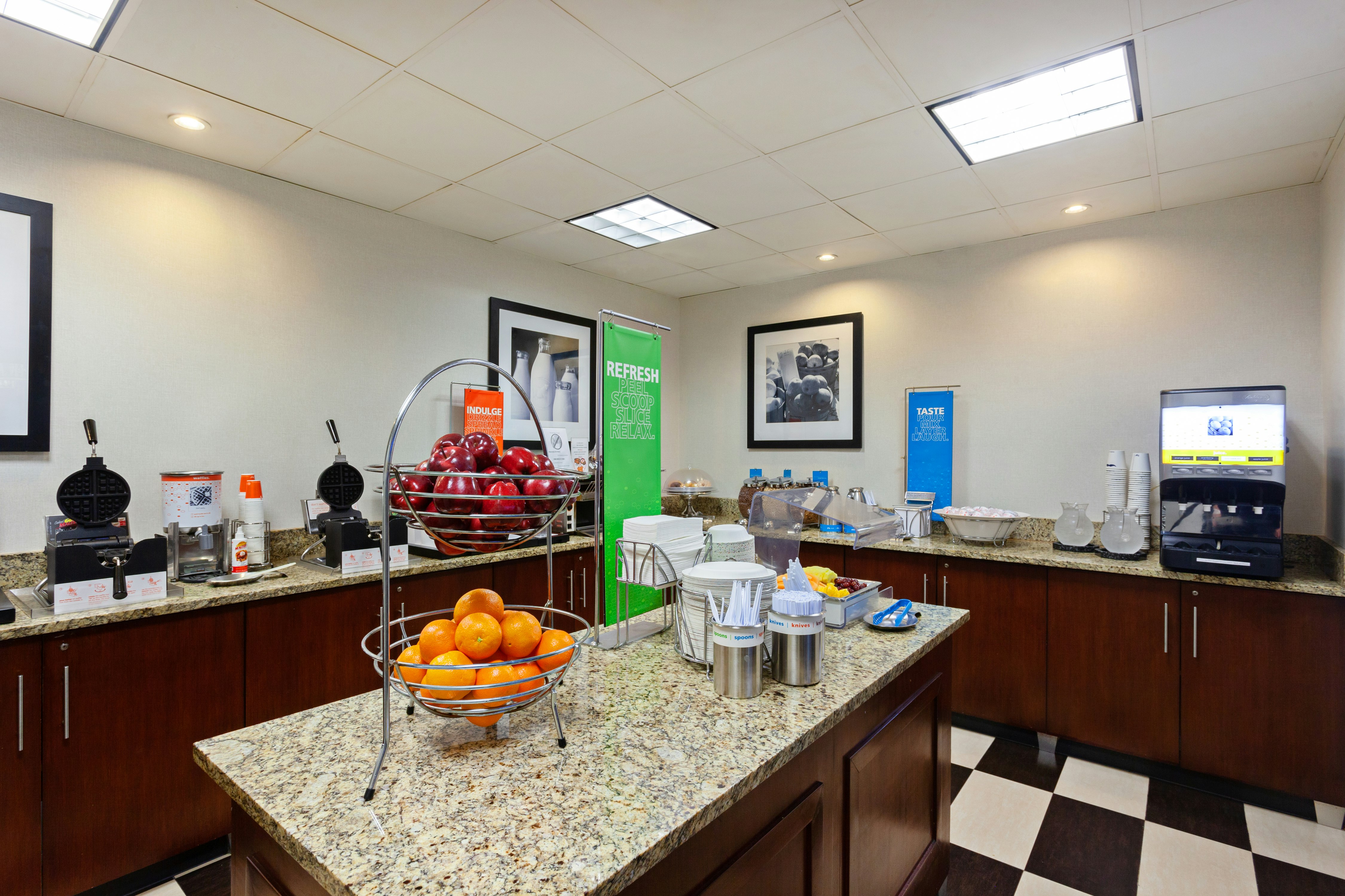 Hampton Inn Los Angeles/Arcadia/Pasadena 23/38