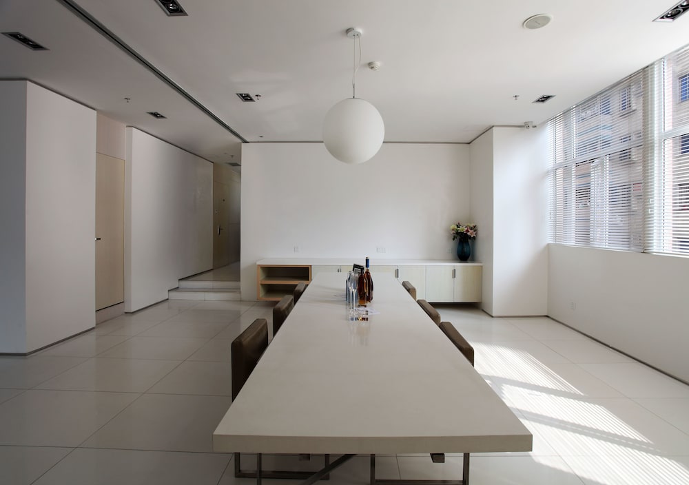 Colour Inn Shenzhen Dongmen Branch 49/66