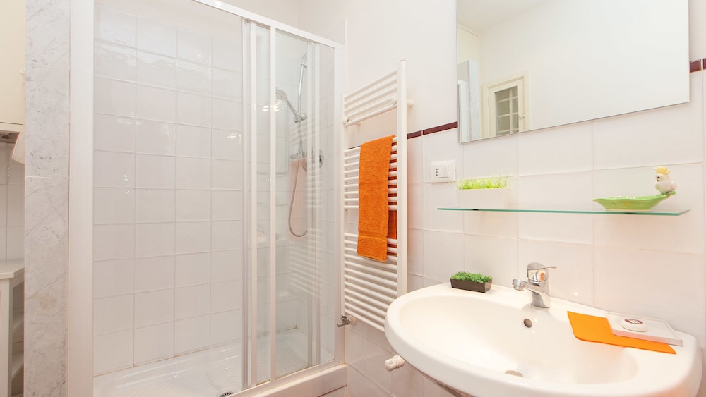 Rental In Rome Portico Ottavia Garden 23/24