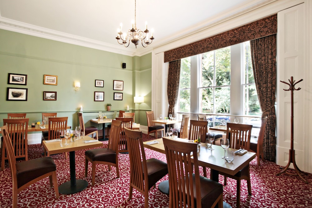 Victoria Square Hotel 39/50