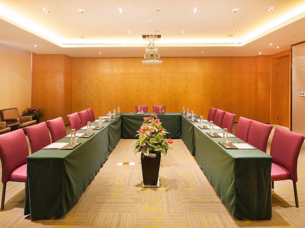 Pullman Zhuhai 44/50