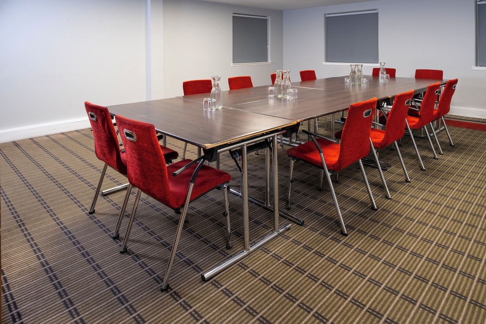 Express By Holiday Inn Birmingham Oldbury 56/61
